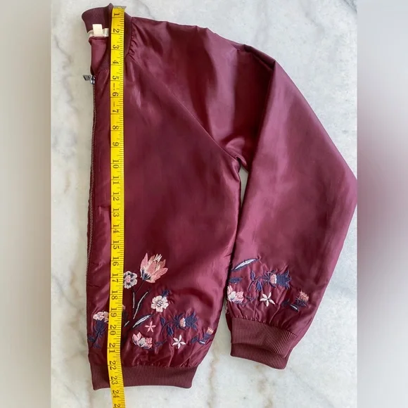 Francesca’s Maroon Burgundy Red Love Fire Floral Embroidered Bomber Jacket - Picture 5 of 9
